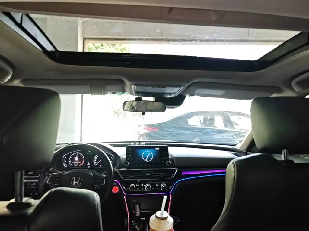 Honda Accord — фото 18