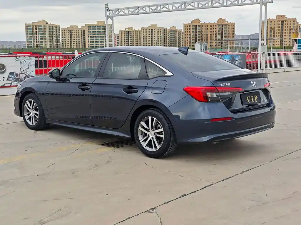 Honda Civic — фото 4
