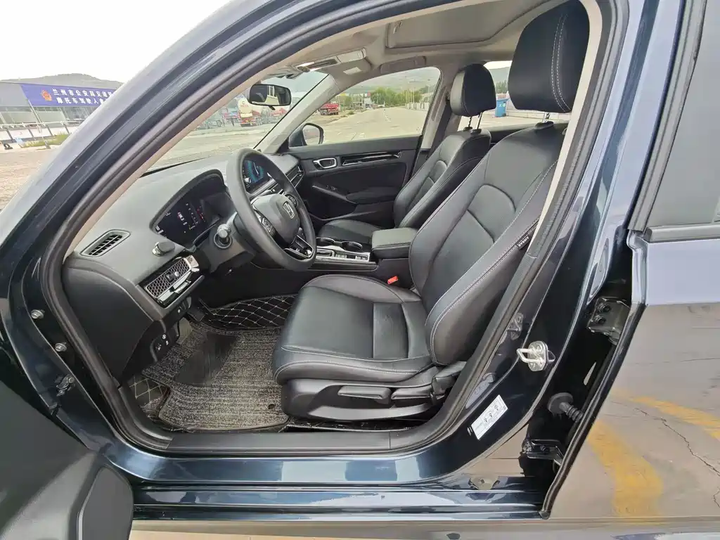 Honda Civic — фото 7