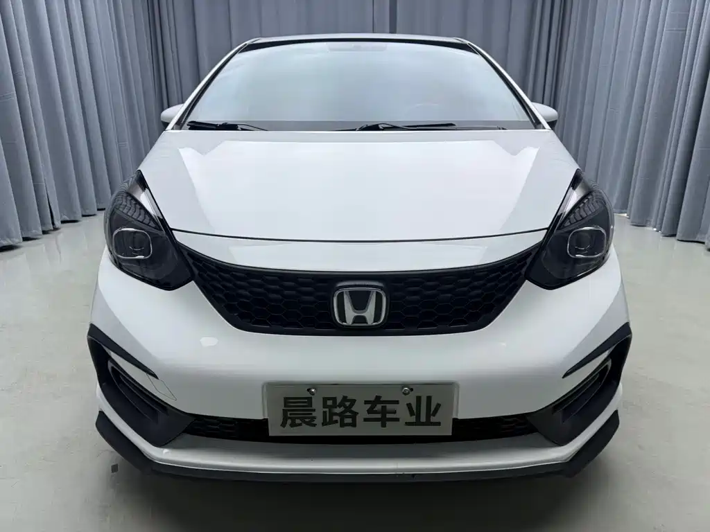 Honda Fit — фото 2