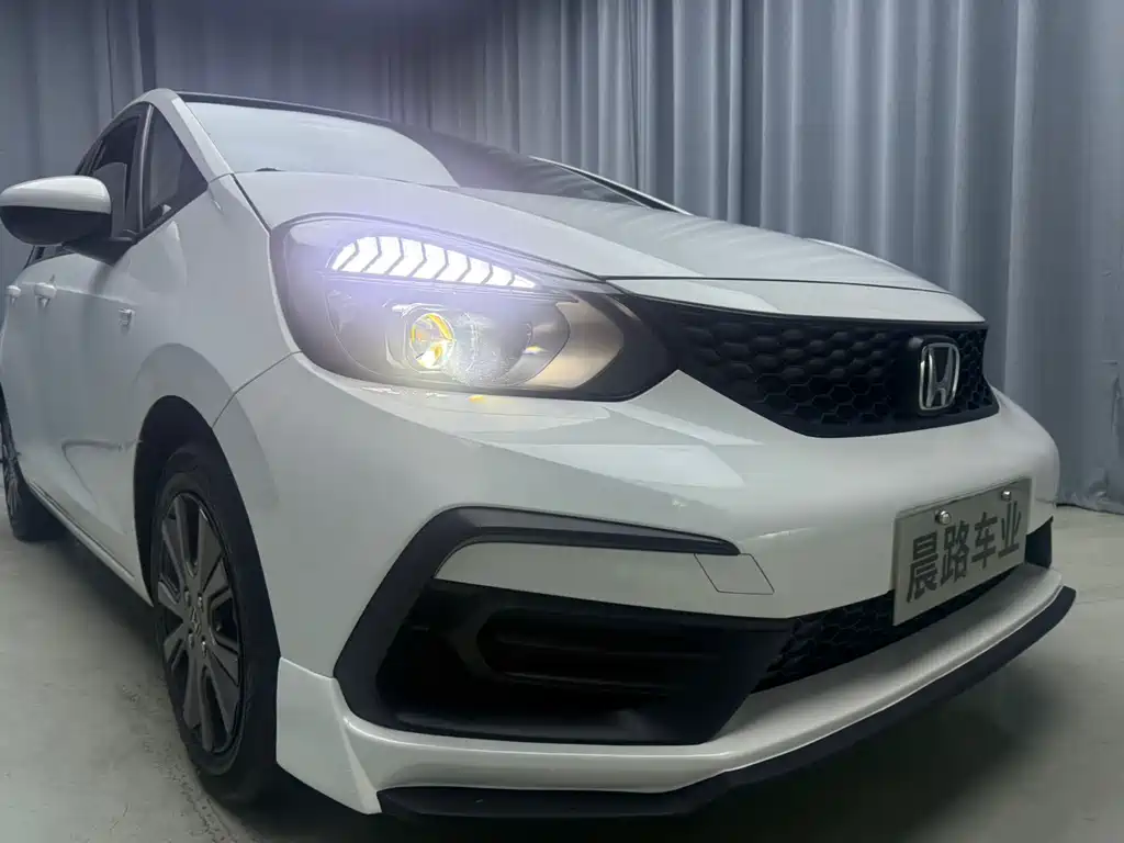 Honda Fit — фото 20