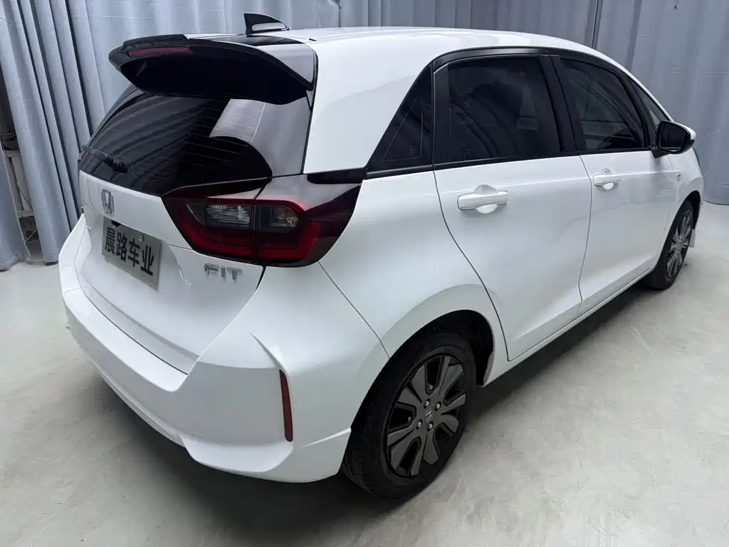 Honda Fit — фото 6