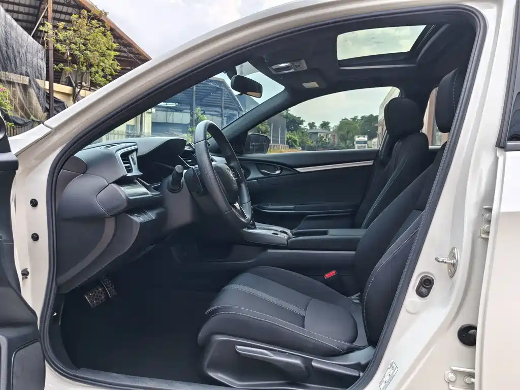 Honda Civic — фото 9