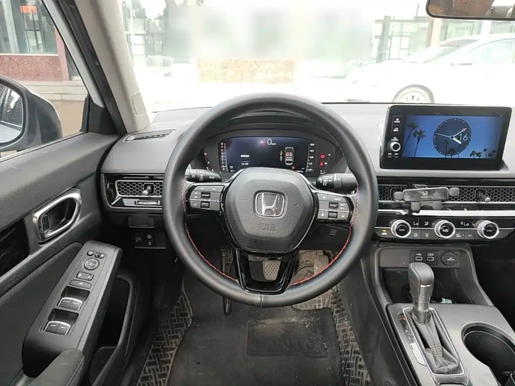 Honda Civic — фото 11