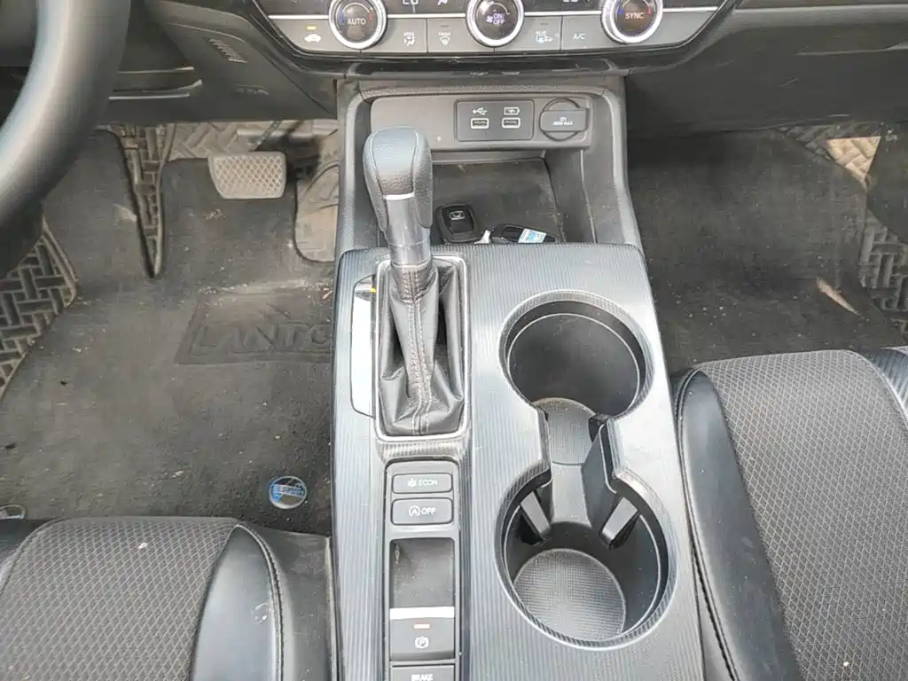 Honda Civic — фото 14