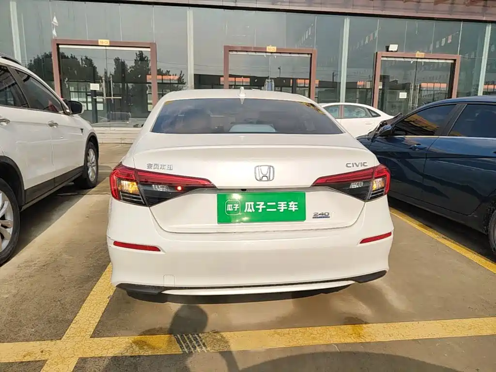 Honda Civic — фото 6