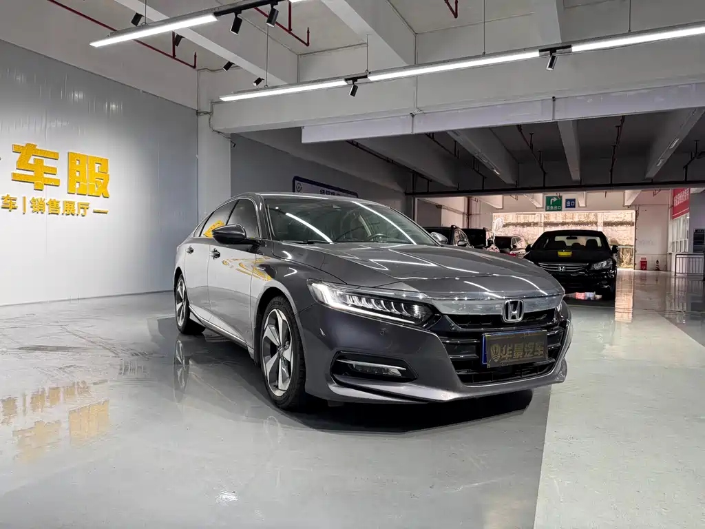 Honda Accord — фото 3