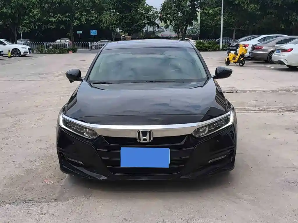Honda Accord — фото 2