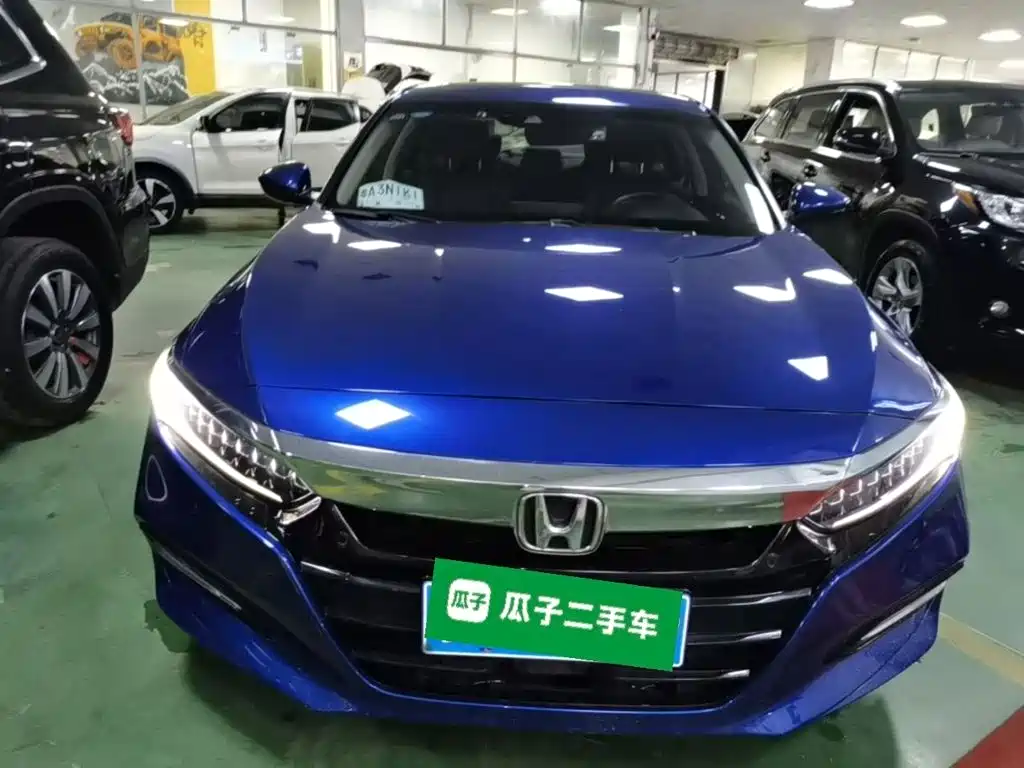 Honda Accord — фото 3