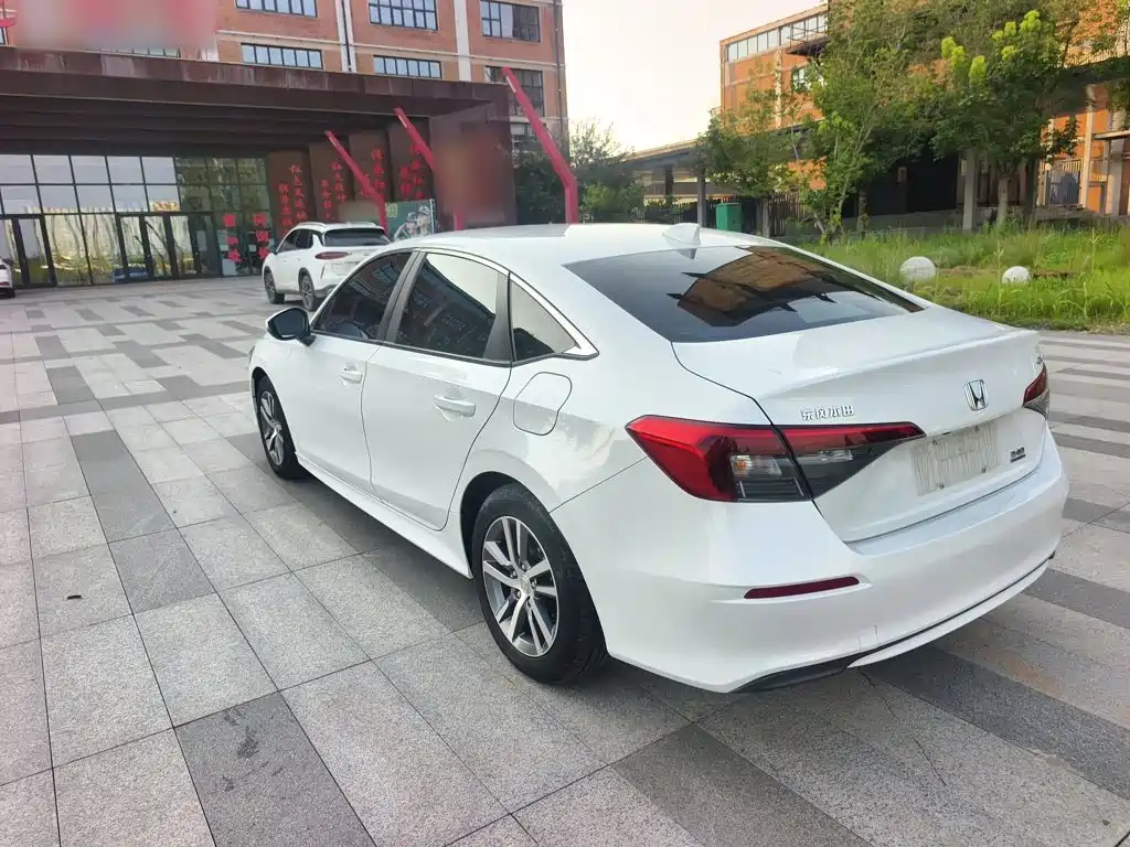 Honda Civic — фото 11