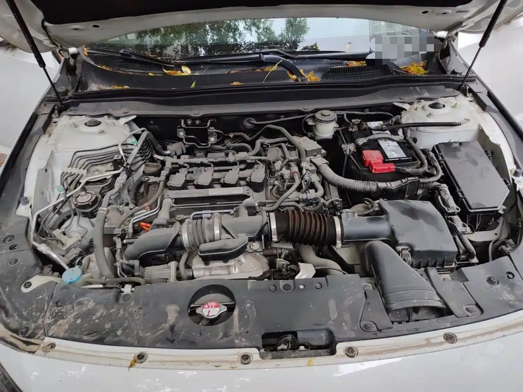 Honda Accord — фото 11
