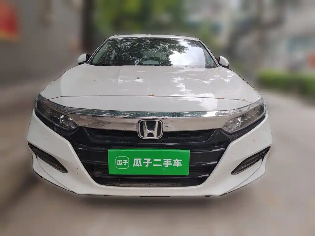 Honda Accord — фото 24