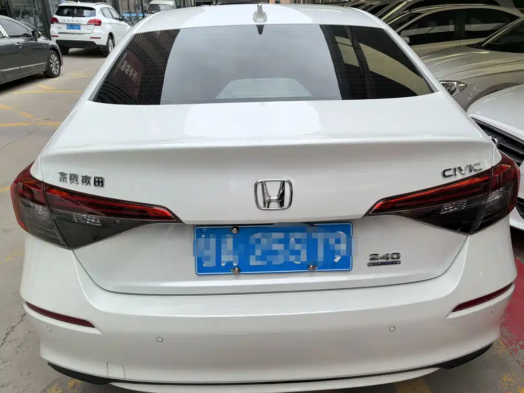 Honda Civic — фото 5