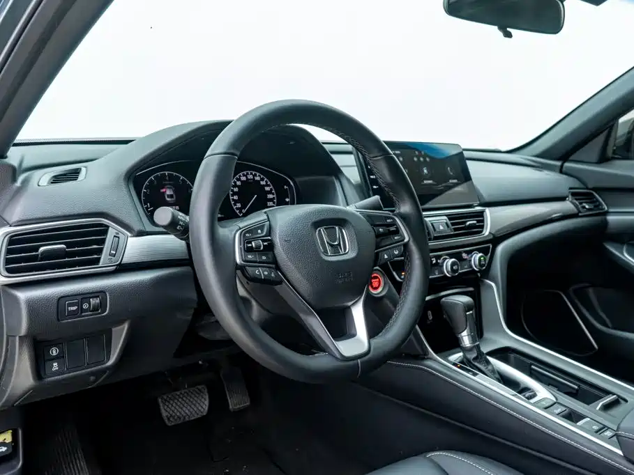Honda Inspire — фото 11