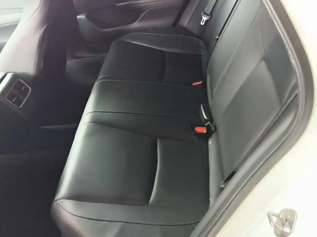 Honda Accord — фото 17