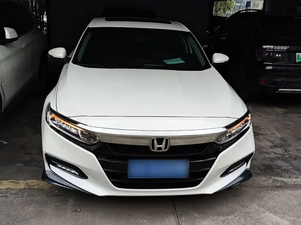 Honda Accord — фото 3