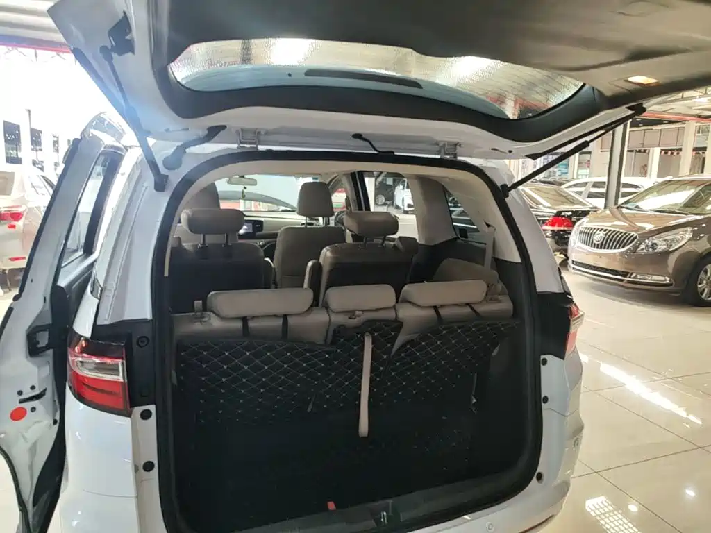 Honda Odyssey — фото 19