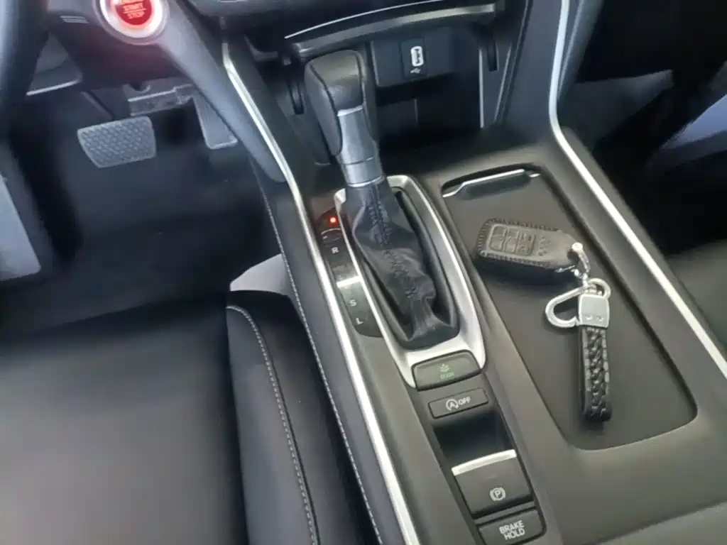 Honda Inspire — фото 14
