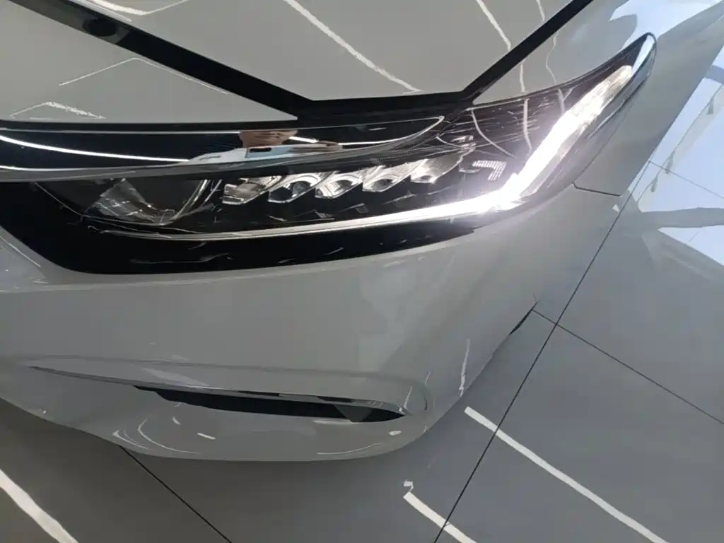 Honda Inspire — фото 24