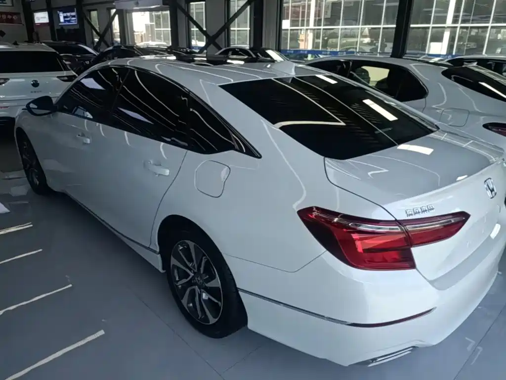 Honda Inspire — фото 5