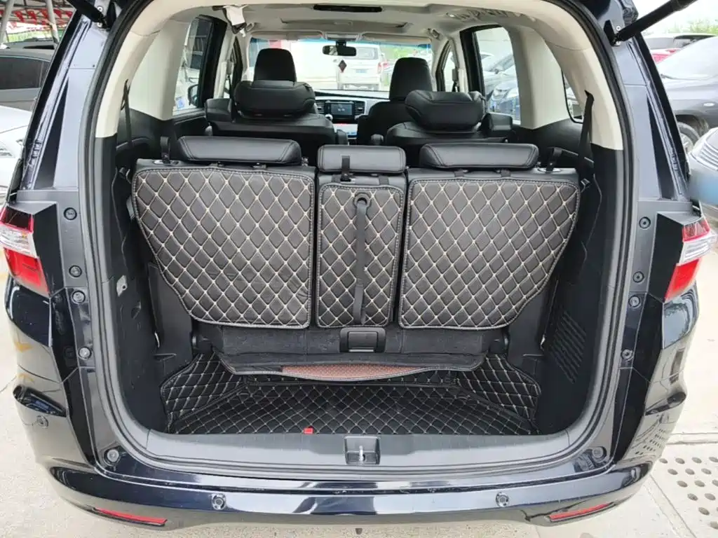 Honda Odyssey — фото 19
