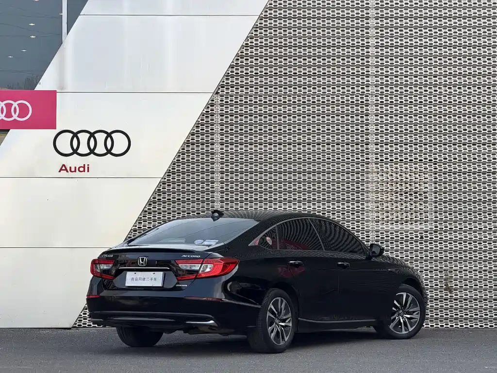 Honda Accord — фото 4