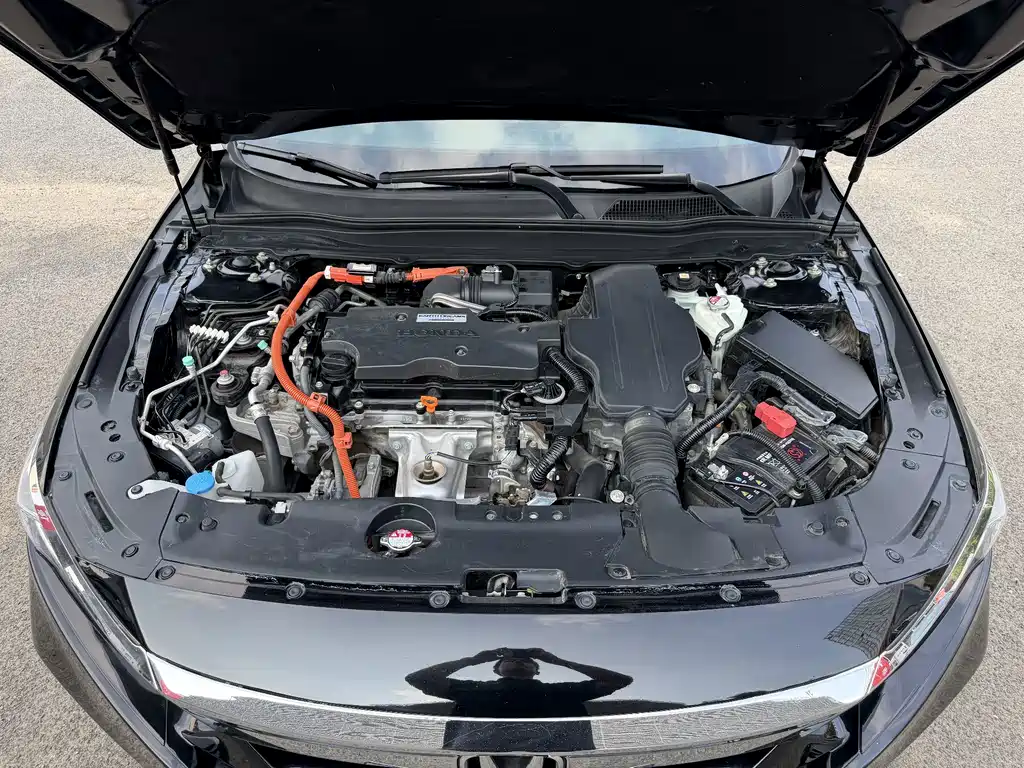 Honda Accord — фото 9