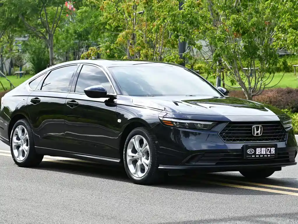 Honda Accord — фото 3
