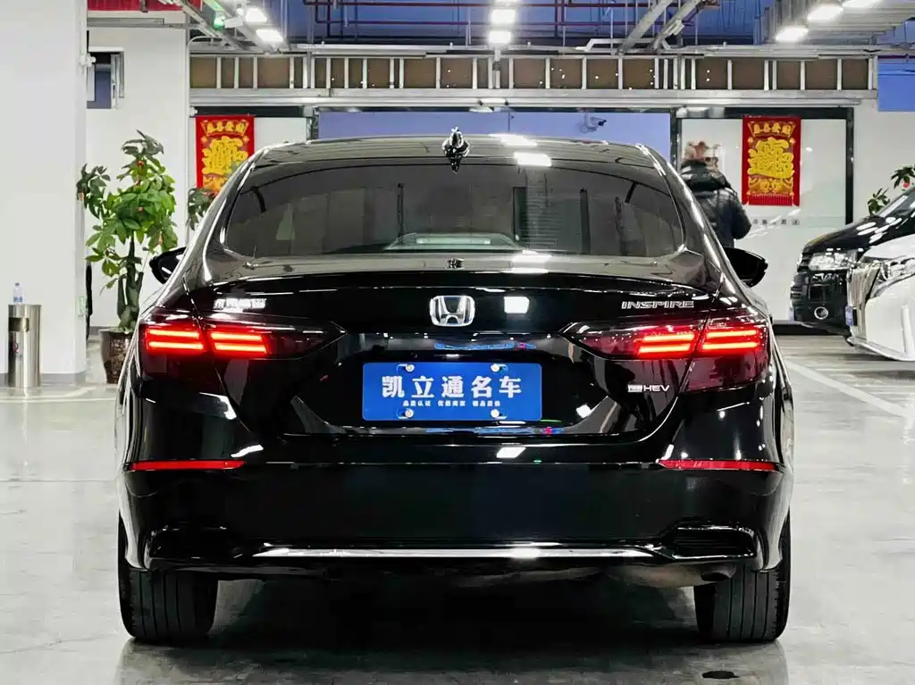 Honda Inspire — фото 4