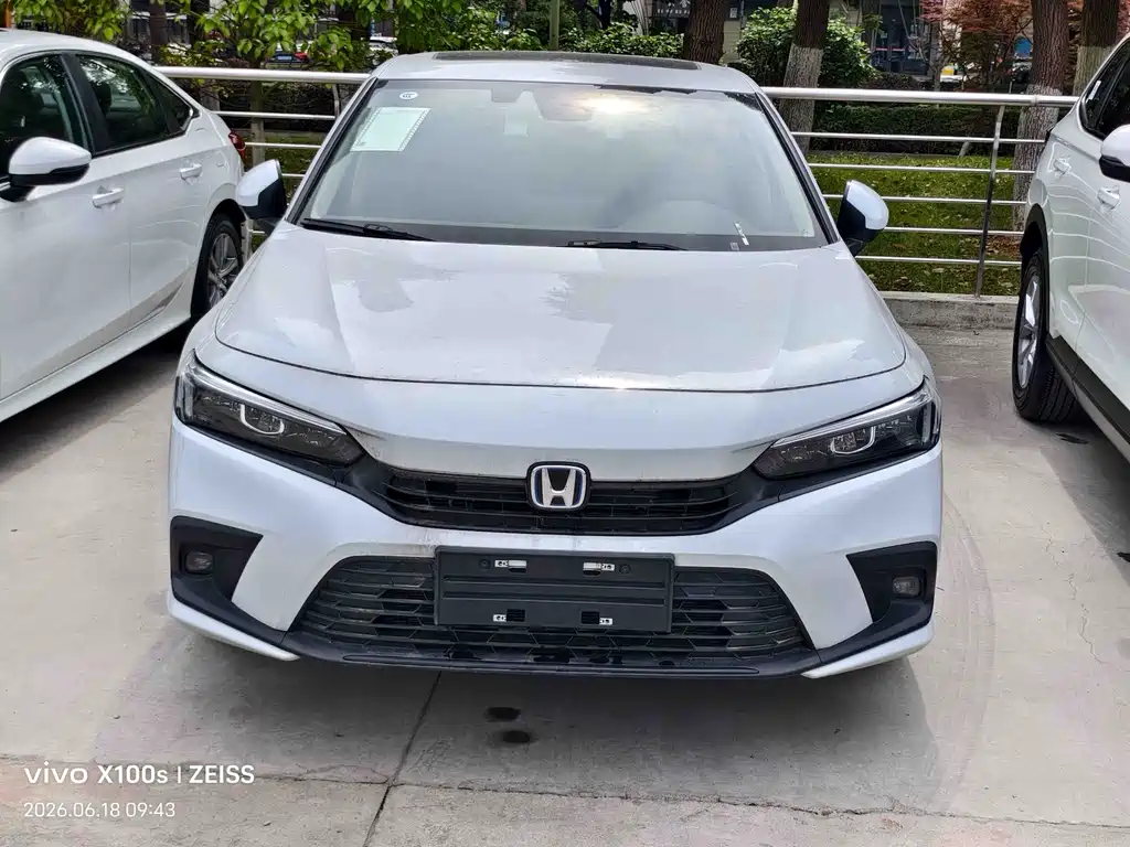 Honda Civic — фото 2