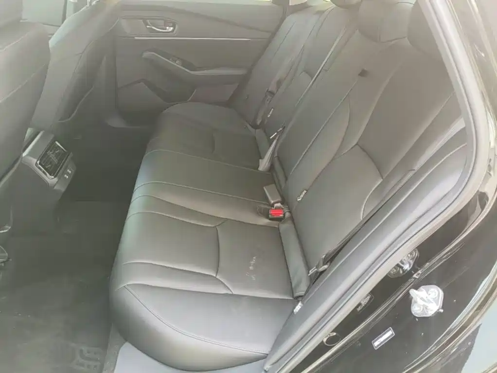 Honda Accord — фото 13