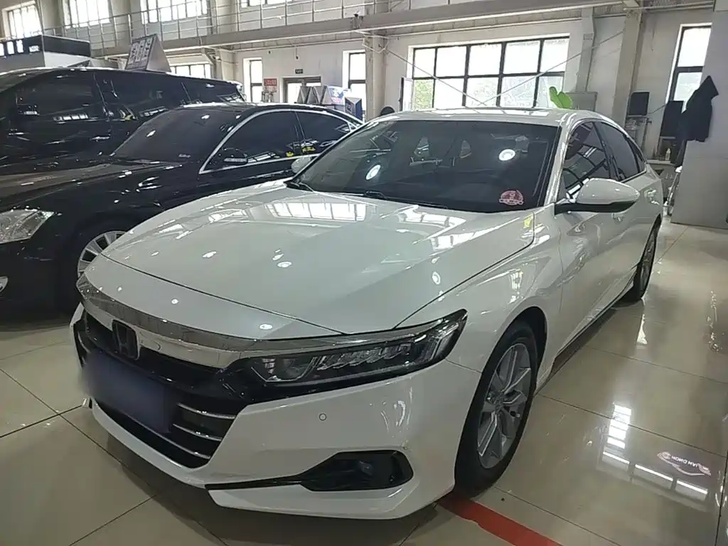 Honda Accord — фото 2