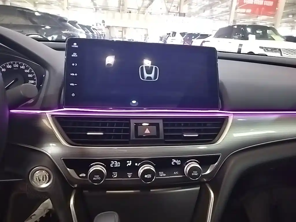 Honda Accord — фото 13
