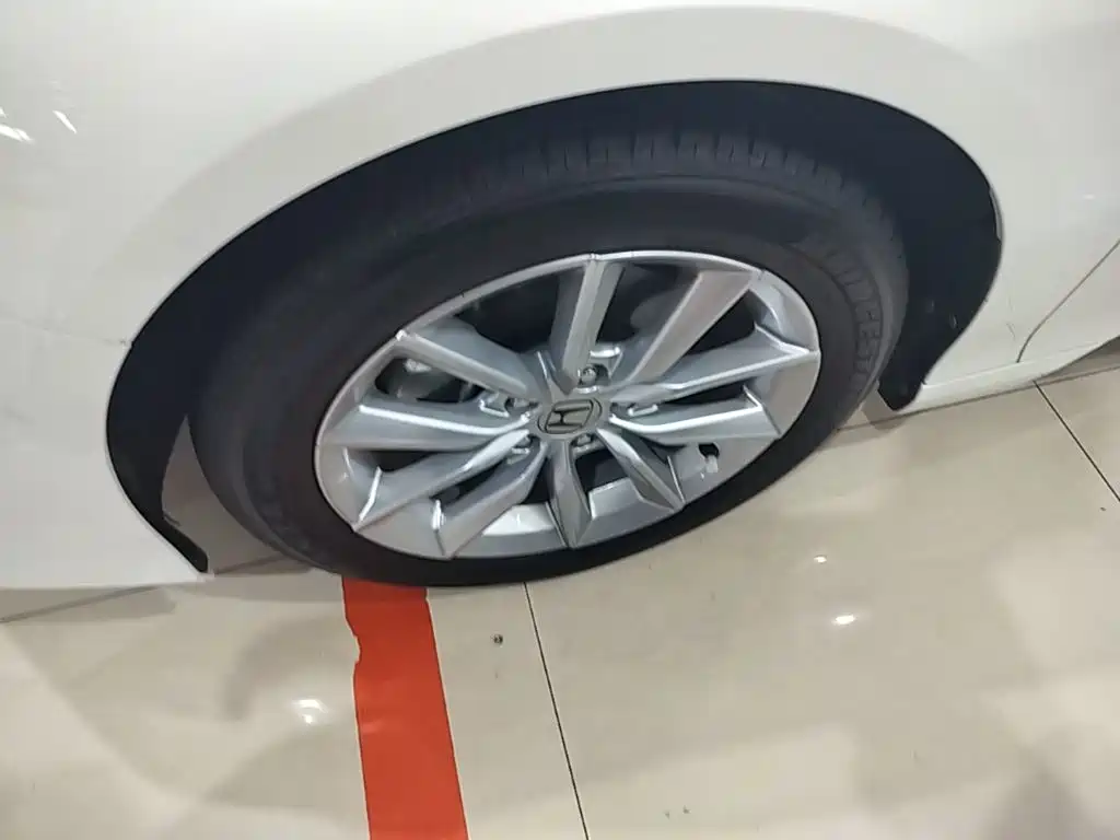 Honda Accord — фото 23