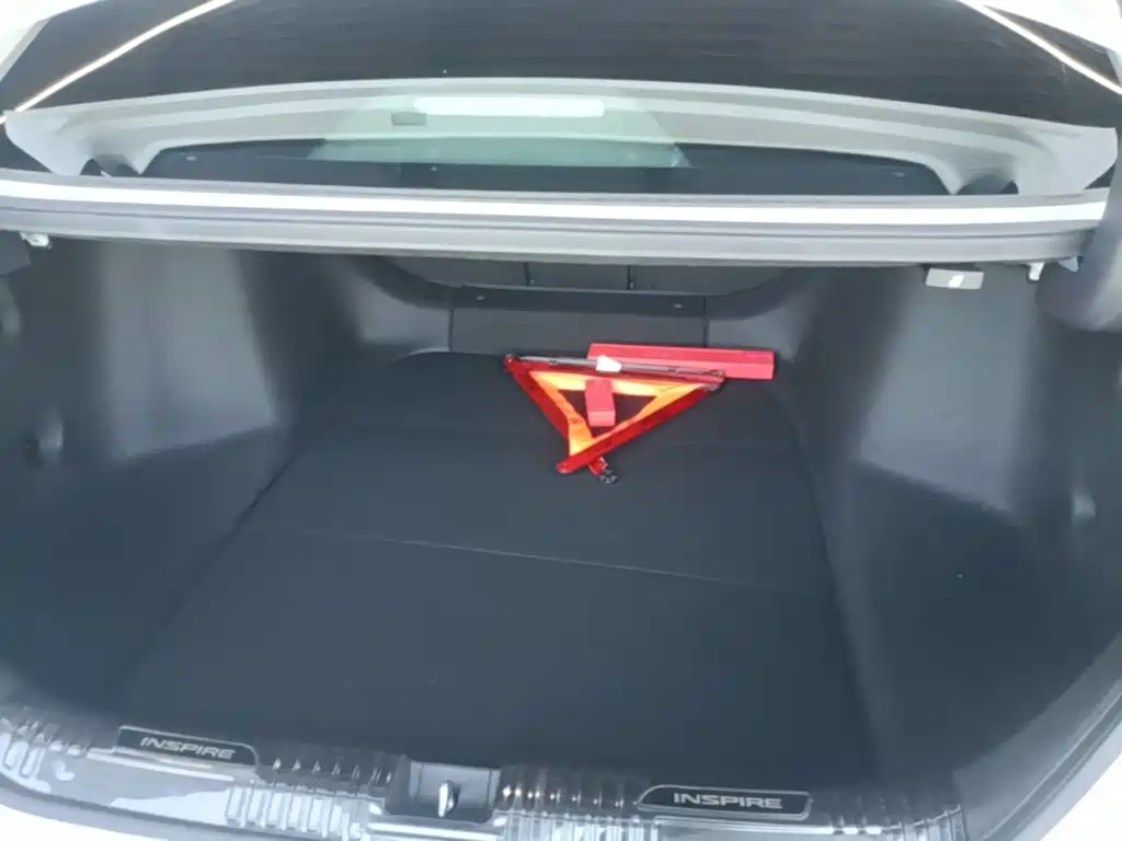 Honda Inspire — фото 19
