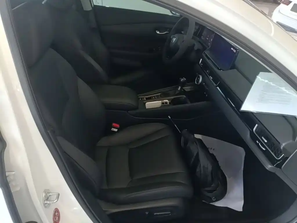 Honda Inspire — фото 25