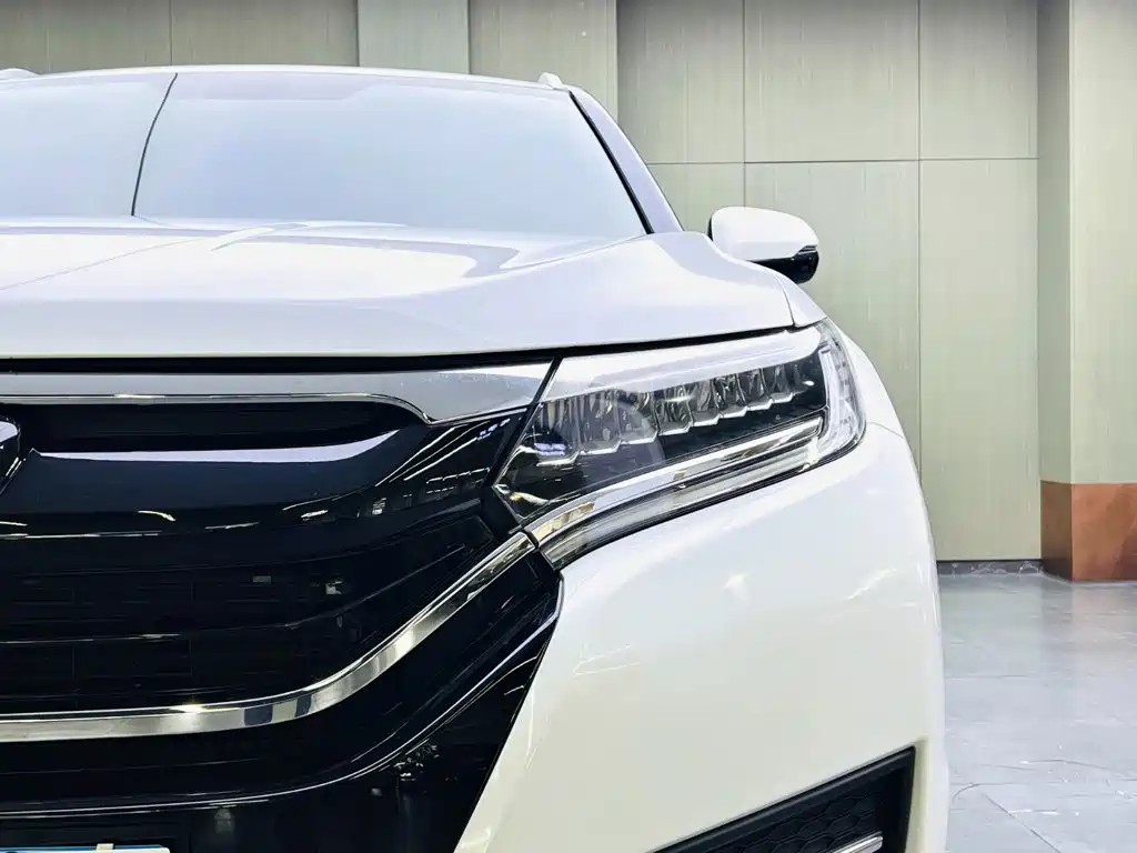 Honda UR-V — фото 7