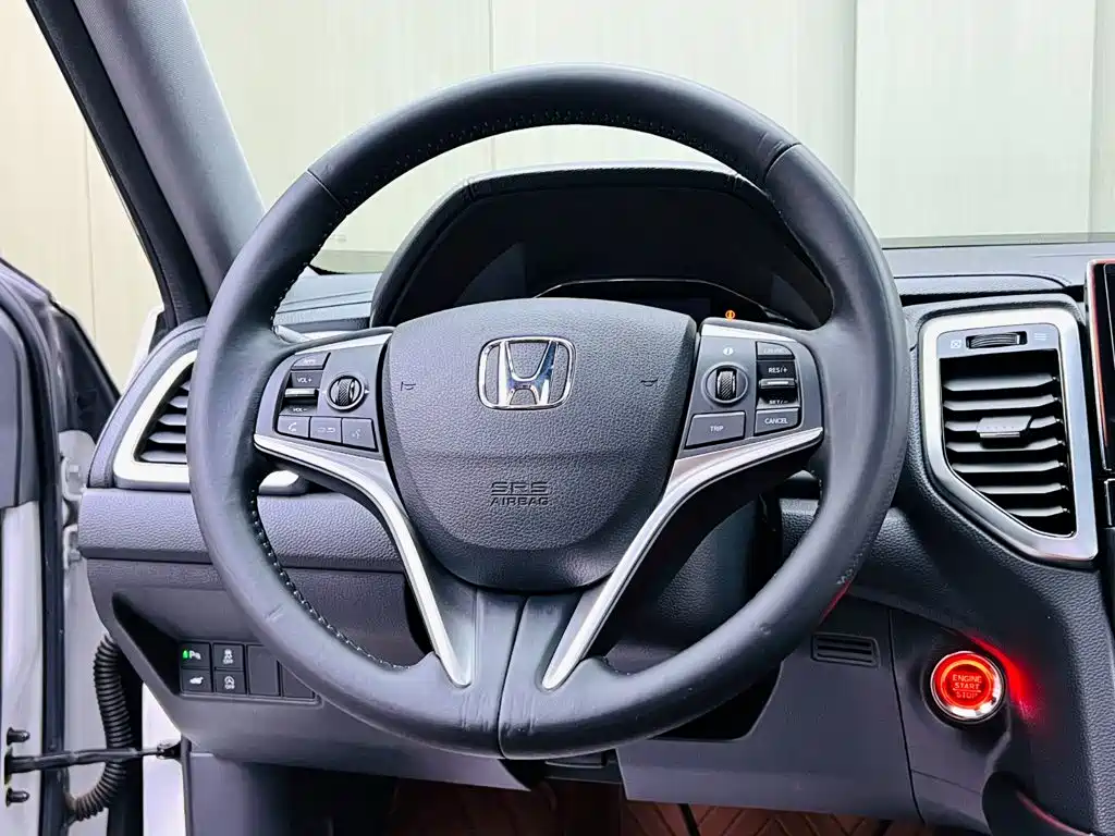 Honda UR-V — фото 10