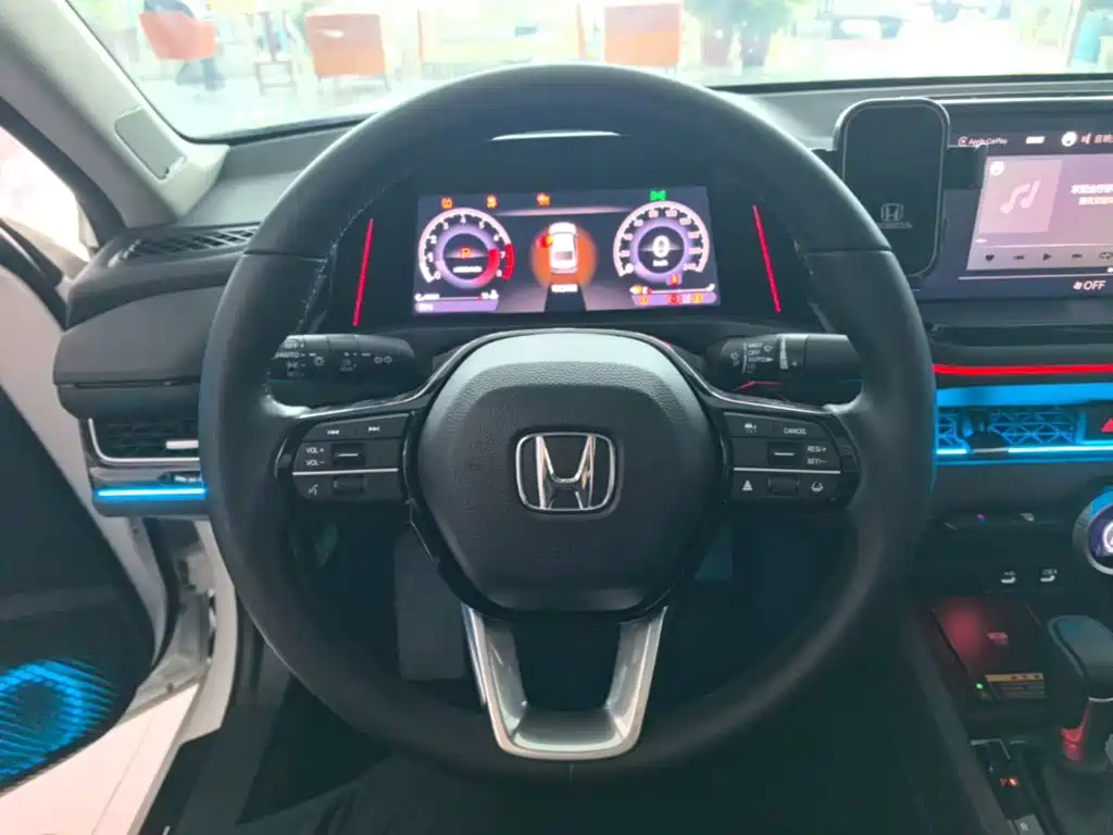 Honda Inspire — фото 11