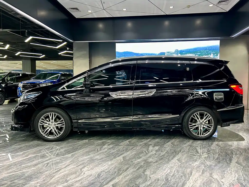 Honda Elysion — фото 8