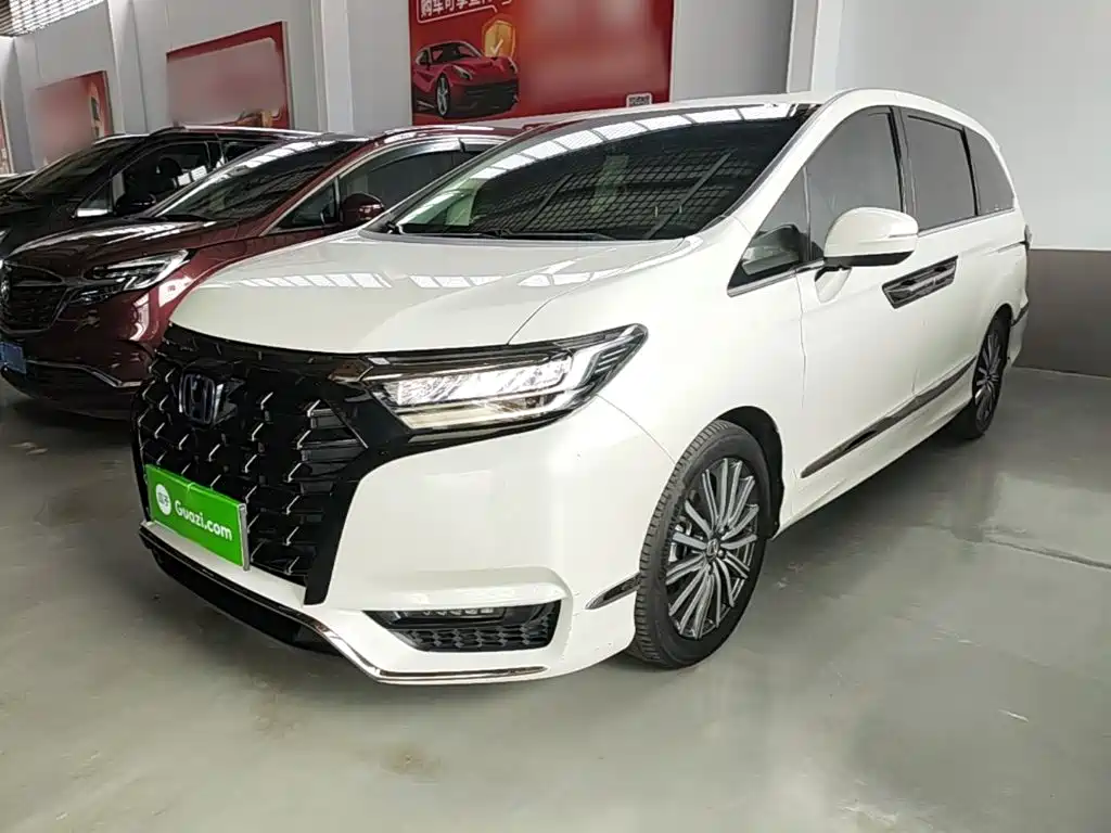 Honda Elysion — фото 2