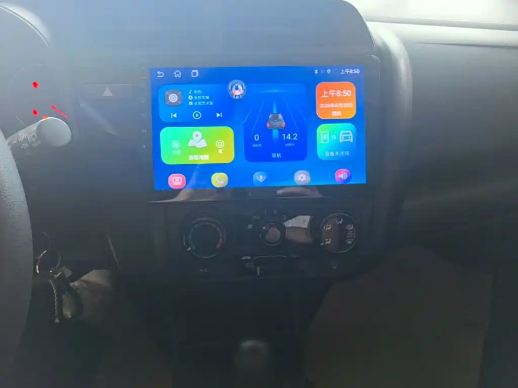 Honda Fit — фото 13