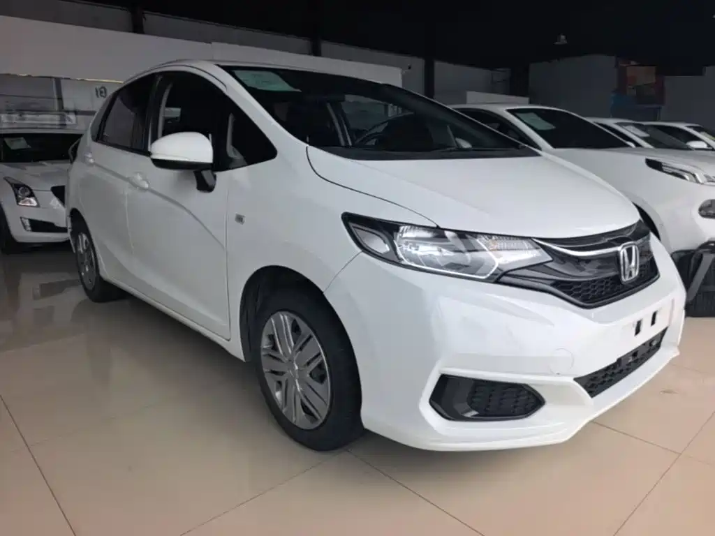 Honda Fit — фото 4