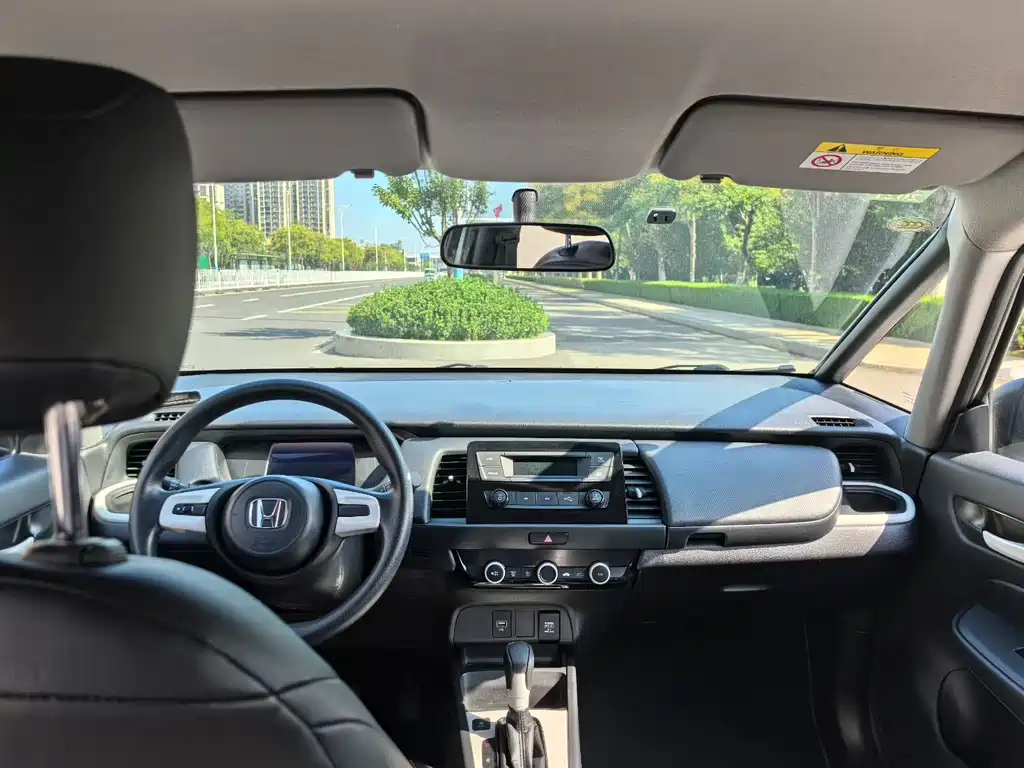 Honda Fit — фото 5