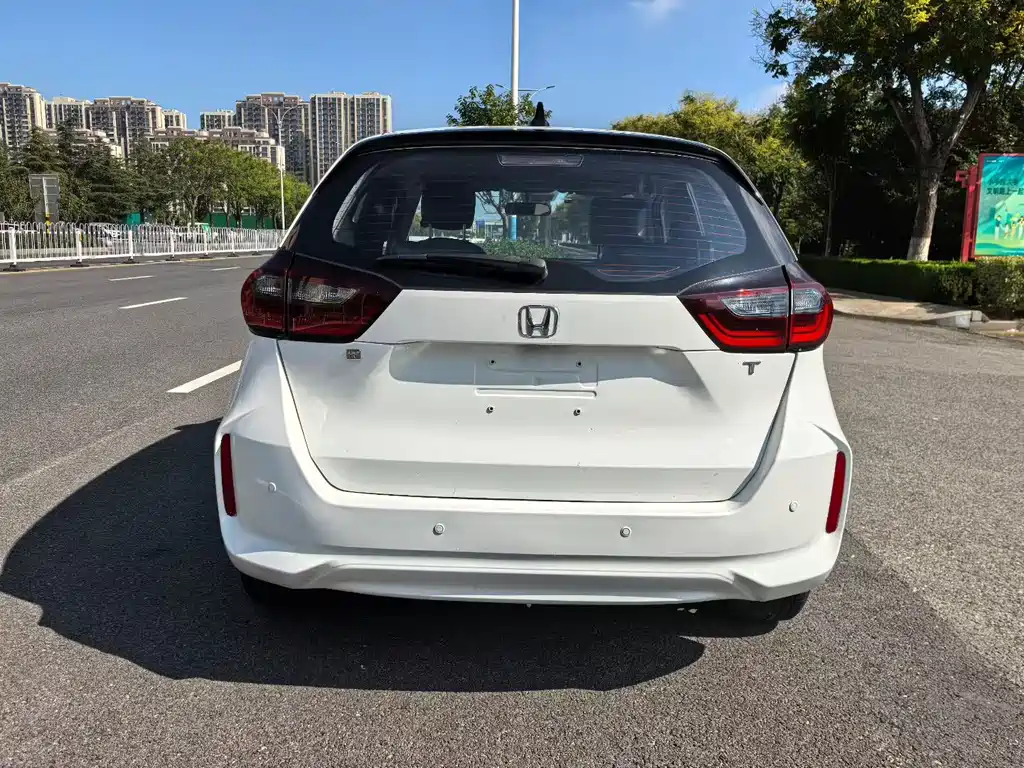 Honda Fit — фото 7