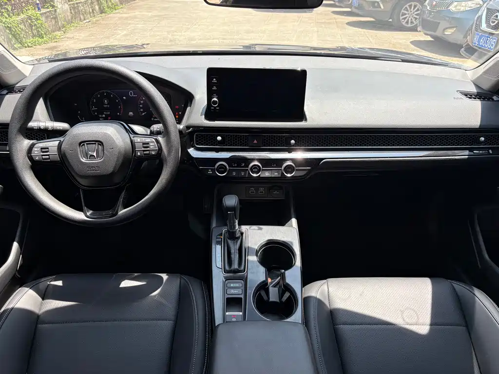 Honda Civic — фото 5