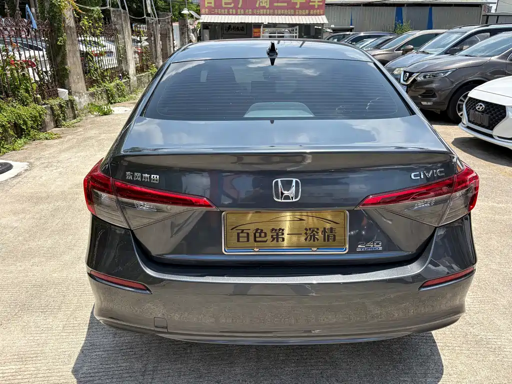 Honda Civic — фото 8