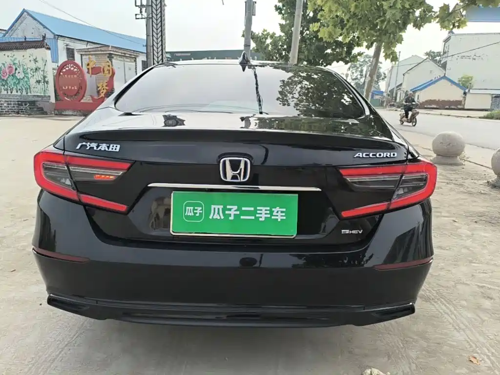 Honda Accord — фото 6