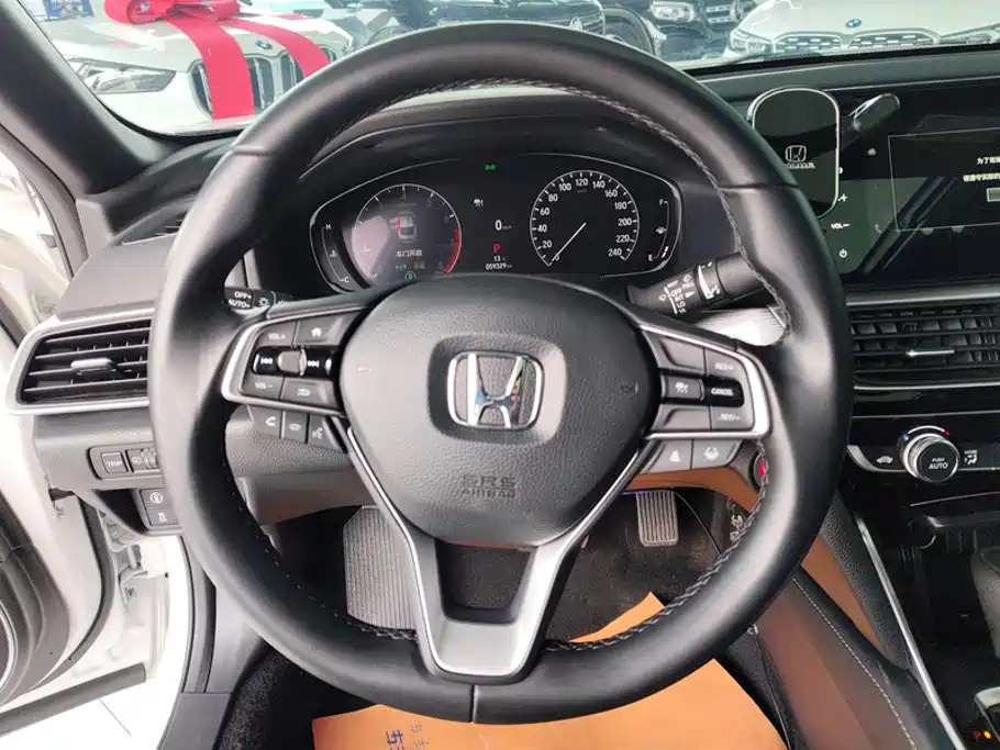 Honda Inspire — фото 15