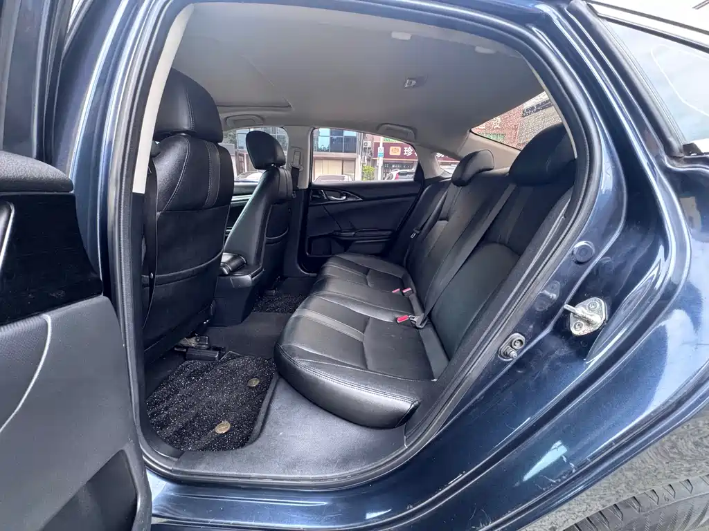 Honda Civic — фото 4